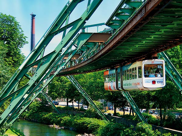 Einmal im Leben durch Wuppertal schweben